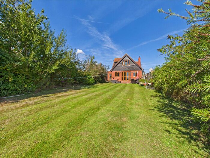 4 Bedroom Detached House For Sale In Dumont Avenue, St. Osyth, Clacton-on-Sea, Essex, CO16