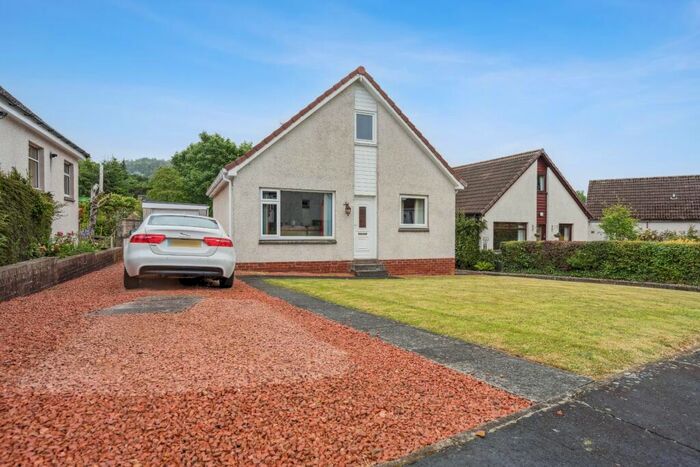 3 Bedroom Detached Bungalow For Sale In Highland Road, Crieff, Perthshire, PH7