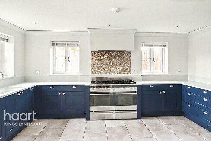 4 Bedroom Semi-Detached House For Sale In Stanhoe Road, Docking, PE31