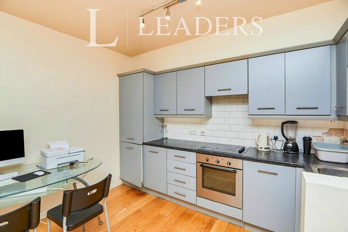 2 Bedroom Flat To Rent In Gower Street, Derby, DE1