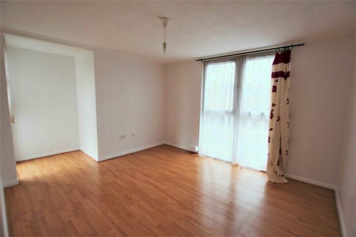 1 Bedroom Flat To Rent In Shelbourne Road, Tottenham, London, N17
