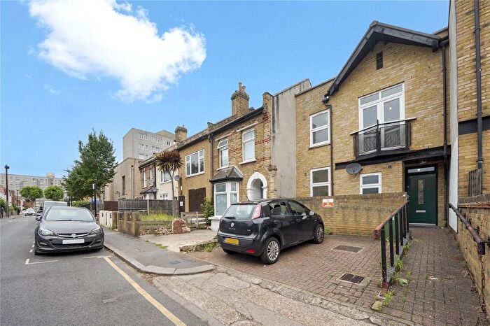 3 Bedroom Terraced House For Sale In Redclyffe Road, London, E6