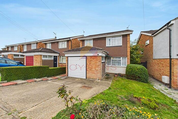 3 Bedroom Detached House For Sale In Marlborough Road Braintree, CM7