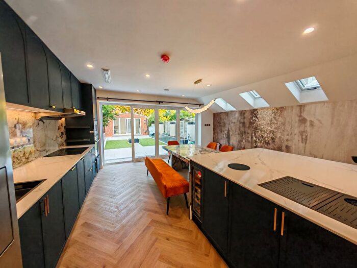 5 Bedroom Terraced House To Rent In Herbert Road, London, SW19
