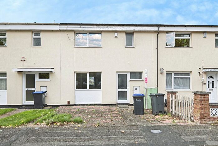 3 Bedroom Terraced House For Sale In Marshwell Court, Northampton, NN3
