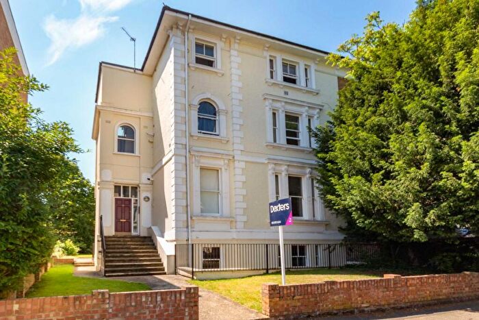 1 Bedroom Flat To Rent In Uxbridge Road, Kingston Upon Thames, KT1