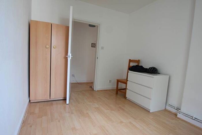 2 Bedroom Flat To Rent In Avenal Mansions, Highbury And Islington, N5