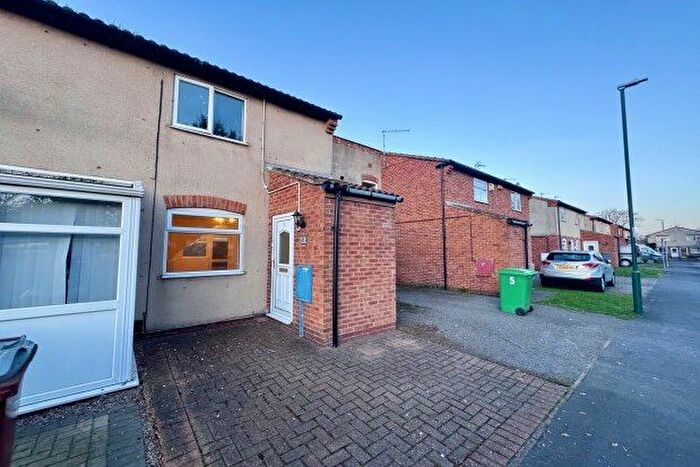 2 Bedroom Property To Rent In Kinglake Place, Nottingham, NG2