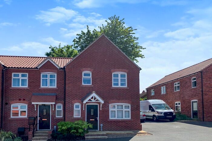 3 Bedroom End Of Terrace House For Sale In Orchardside Road, East Markham, Newark, NG22