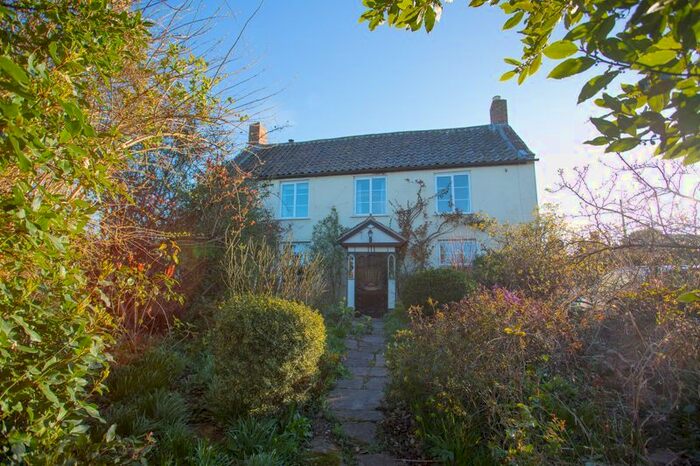 4 Bedroom Property For Sale In Main Road, Middlezoy, Bridgwater, TA7