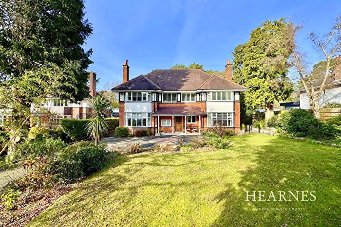 5 Bedroom Detached House For Sale In Elgin Road, Talbot Woods, Bournemouth, BH4