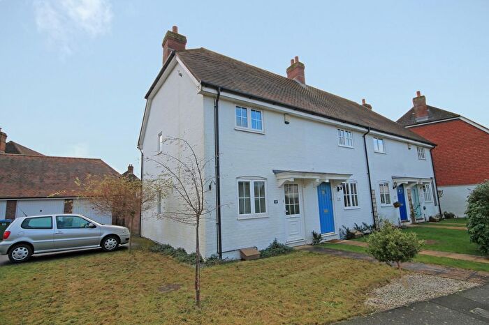 2 Bedroom Semi-Detached House To Rent In Berrall Way, Billingshurst, West Sussex, RH14