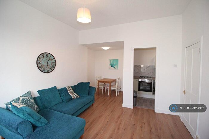 1 Bedroom Flat To Rent In Westfield Street, Edinburgh, EH11