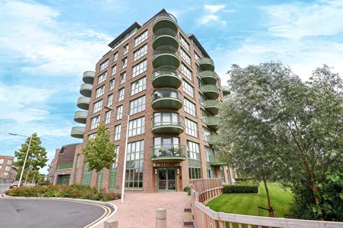 2 Bedroom Flat To Rent In Astell Road Kidbrooke, SE3