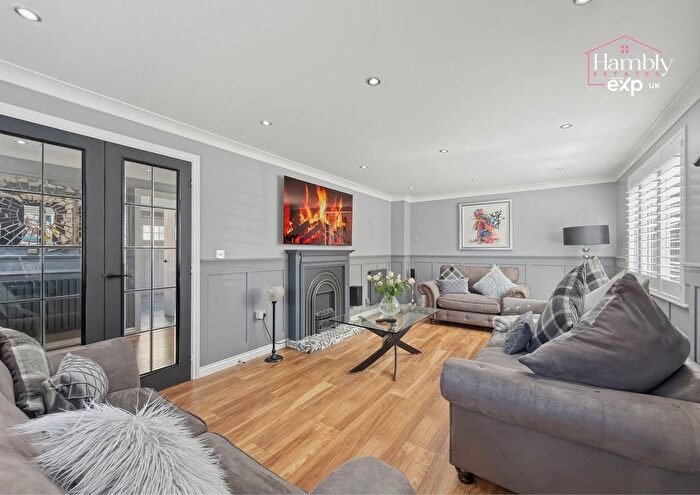 4 Bedroom Detached House For Sale In Nant Y Dwrgi, Llanharah, CF72