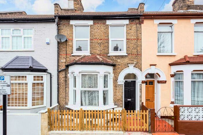 2 Bedroom Flat To Rent In Wakefield Street, E6