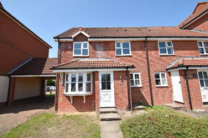 2 Bedroom End Of Terrace House To Rent In Falmouth Close, Eastbourne, East Sussex, BN23