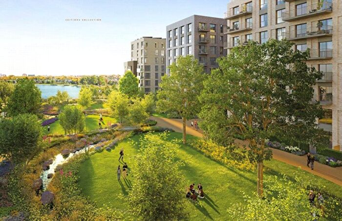 2 Bedroom Flat To Rent In Coster Avenue, Woodberry Down, London, N4