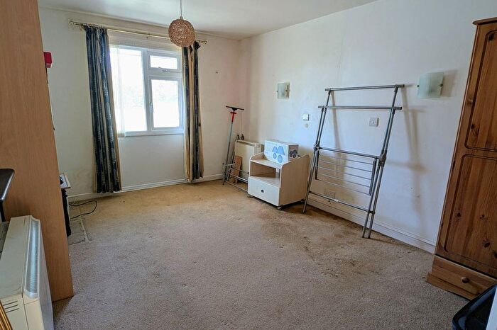 1 Bedroom Flat For Sale In East End, Turnpike Road, Marazion, TR17