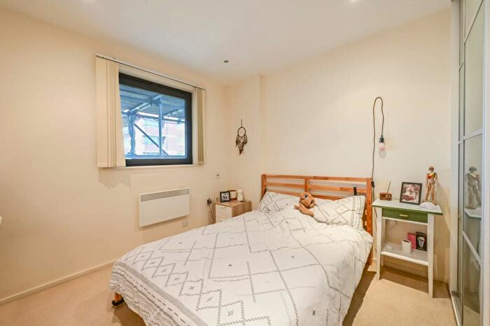 1 Bedroom Flat To Rent In Devenport Street, Shadwell, London, E1