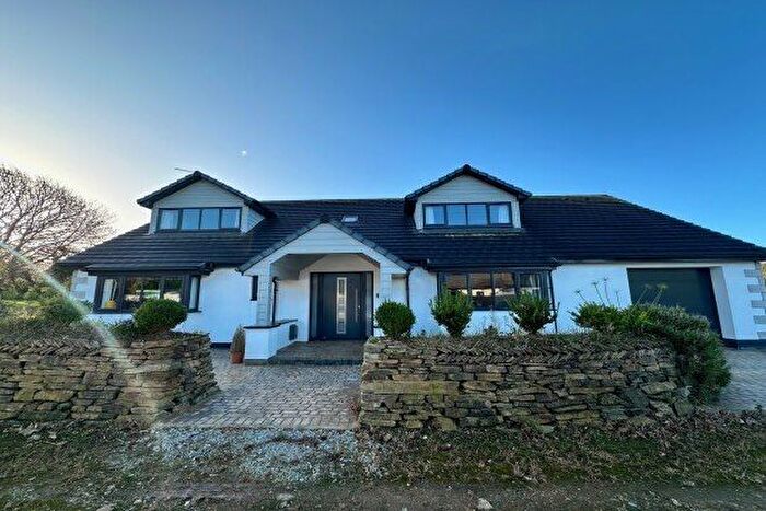 4 Bedroom Property To Rent In Perran Downs, Goldsithney, Penzance, TR20