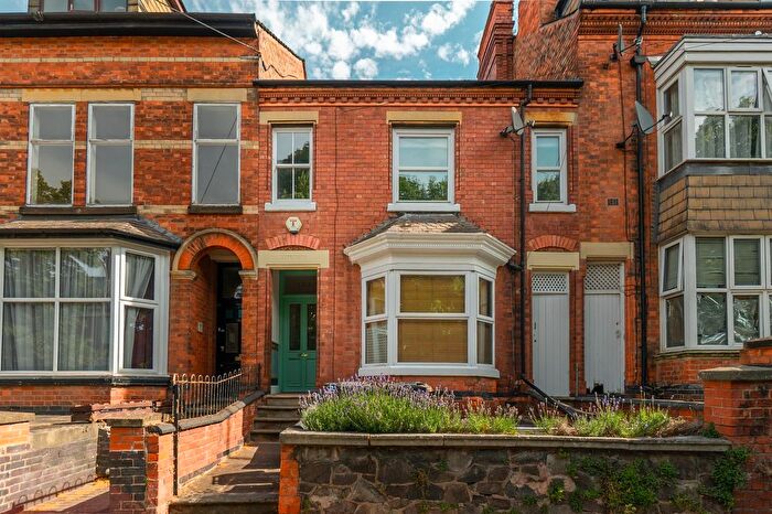4 Bedroom Terraced House For Sale In Hinckley Road, Leicester, LE3