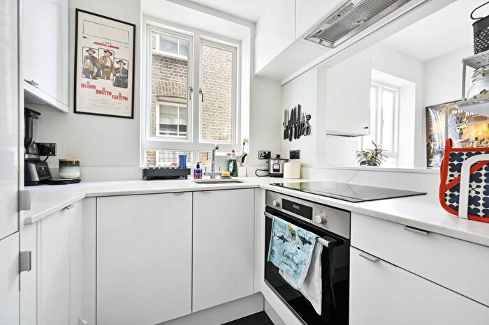 2 Bedroom Flat To Rent In Penfold Place, Marylebone, London, NW1