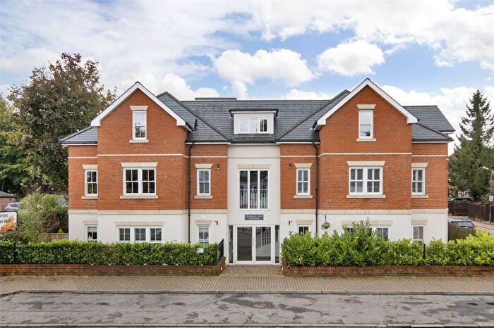 2 Bedroom Flat For Sale In High Street, Pembury, Tunbridge Wells, Kent, TN2