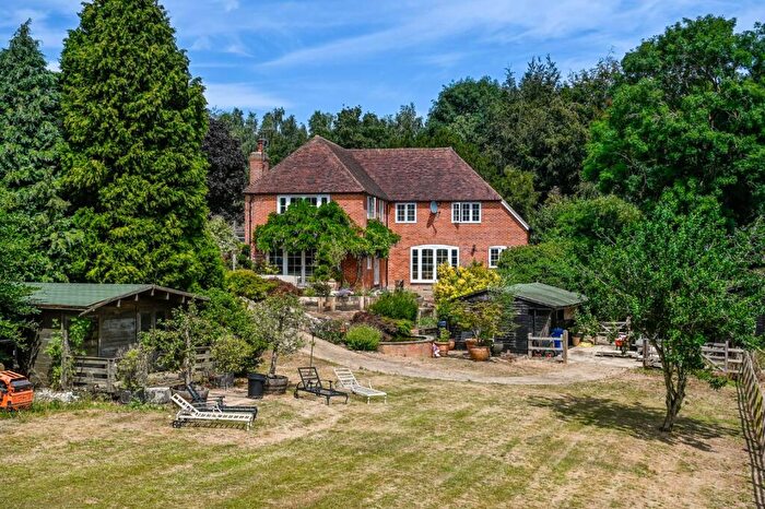 4 Bedroom Detached House For Sale In Eastling Road, Painters Forstal, Faversham, Kent, ME13