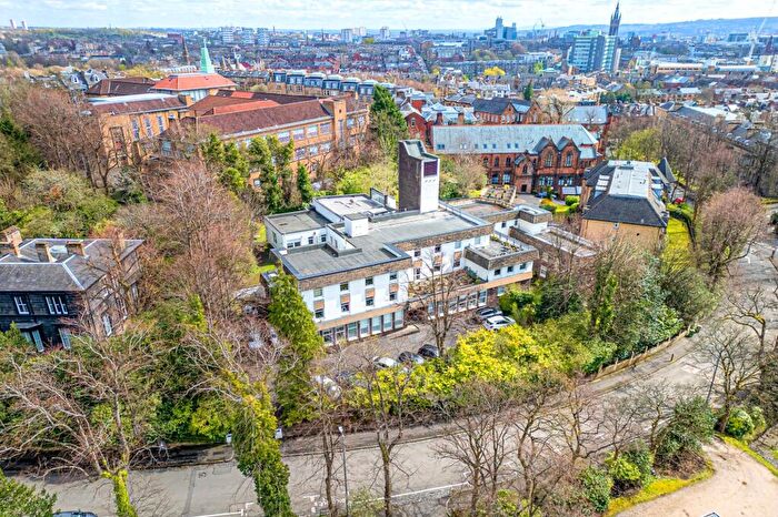 3 Bedroom Apartment For Sale In Victoria Circus, Dowanhill, Glasgow, G12