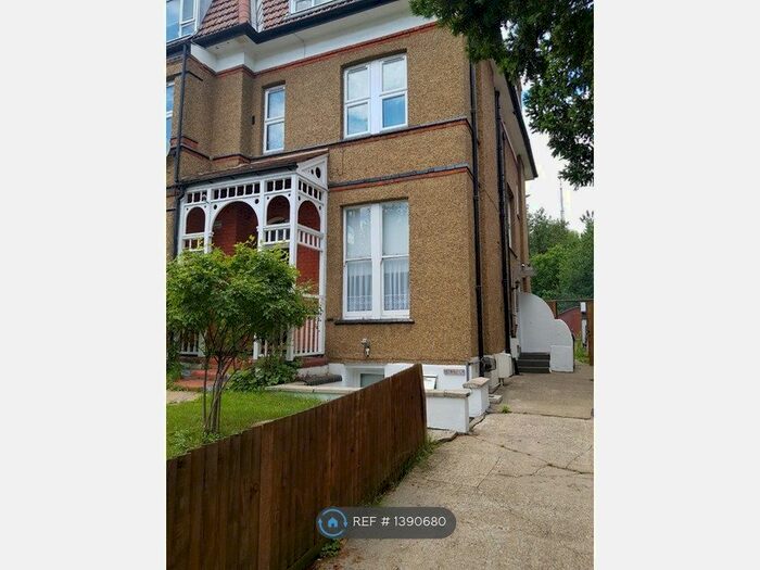 1 Bedroom Flat To Rent In Howden Rd, London, SE25