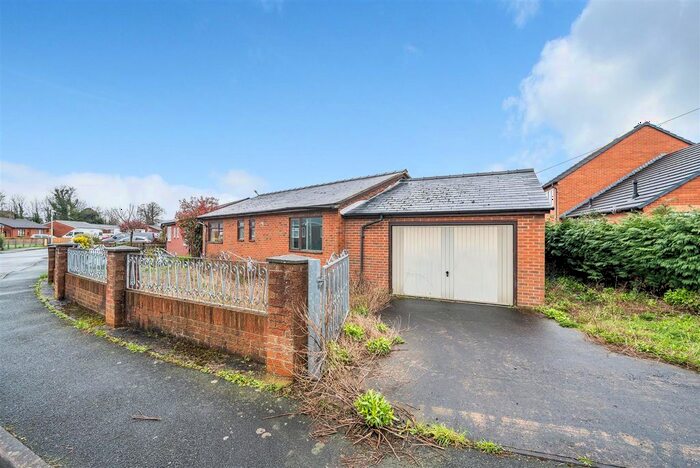 2 Bedroom Detached Bungalow For Sale In Caeglas, Welshpool, SY21