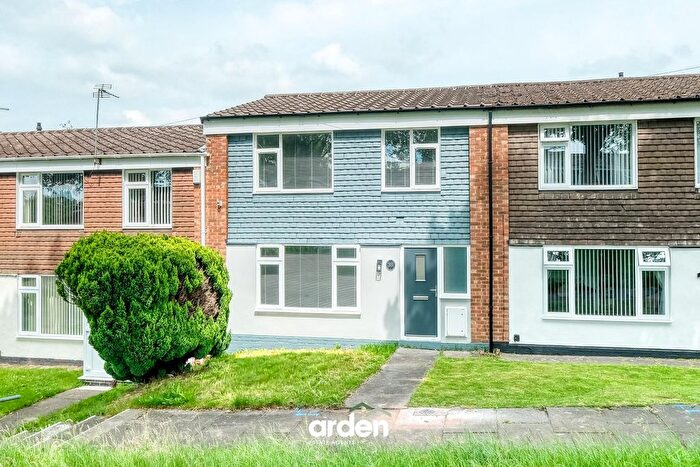 3 Bedroom Terraced House For Sale In Beeches Way, Birmingham, B31