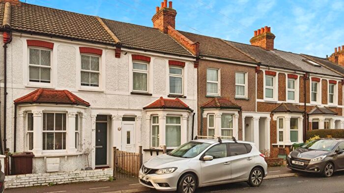 3 Bedroom House To Rent In Sandy Lane North, Wallington, SM6