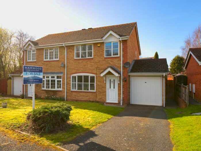 3 Bedroom Semi-Detached House To Rent In Haycocks Close, Wellington, Telford, TF1