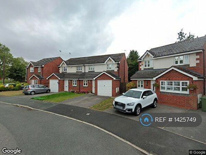 3 Bedroom Semi-Detached House To Rent In Colbert Close, Wirral, CH49