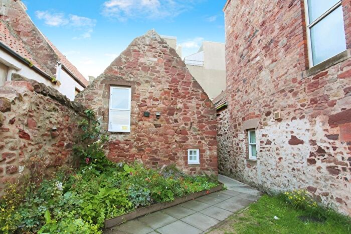 2 Bedroom End Of Terrace House To Rent In High Street, Dunbar, EH42