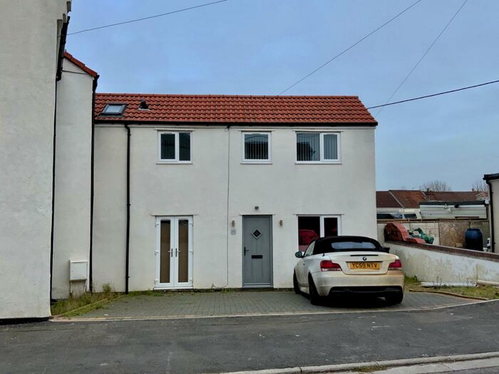 1 Bedroom House To Rent In Court Road, Kingswood, Bristol, BS15