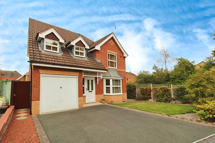 4 Bedroom Detached House For Sale In Cranborne Chase, Swindon, SN25