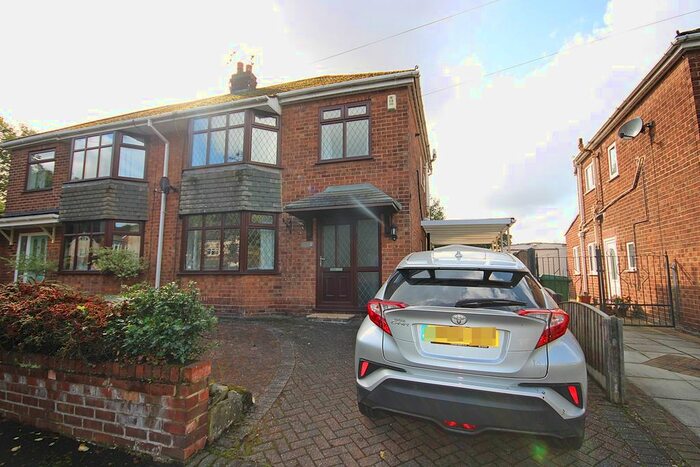 3 Bedroom Semi-Detached House To Rent In Wash Lane, Warrington, WA4