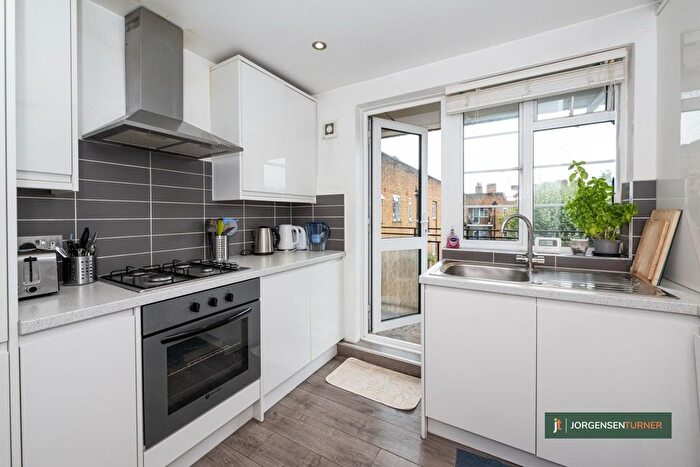 3 Bedroom Flat For Sale In Dibdin House, Maida Vale, W9
