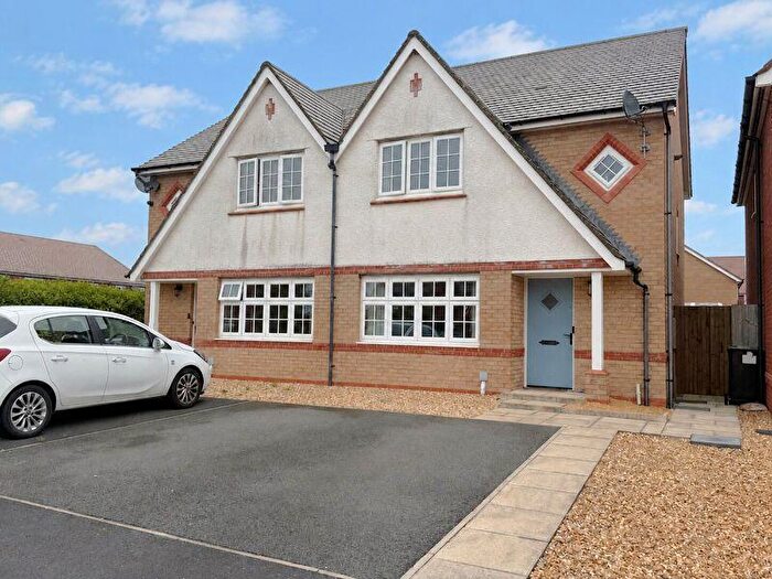 3 Bedroom Semi Detached House For Sale In Windward Avenue - Fleetwood -, FY7