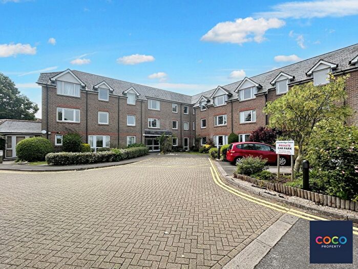 1 Bedroom Flat To Rent In Swanbridge Court, London Road, Dorchester, Dorset, DT1