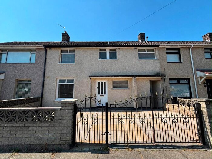 4 Bedroom Terraced House For Sale In Ravenhead Avenue, Southdene, L32