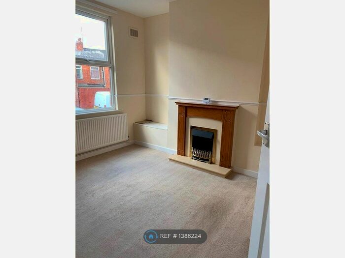 2 Bedroom Terraced House To Rent In Stanley Terrace, Maltby, Rotherham, S66