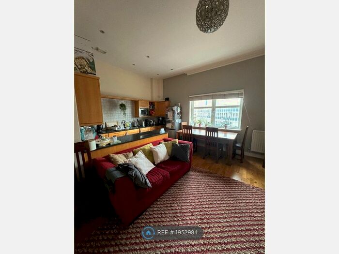 1 Bedroom Flat To Rent In Kittiwake Court, London, SE1