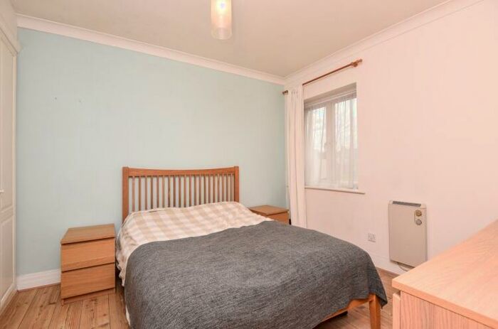 1 Bedroom Apartment To Rent In Friern Park North Finchley, N12
