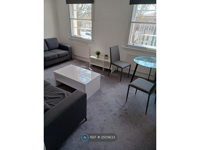 2 Bedroom Flat To Rent In Kilburn, London, NW6