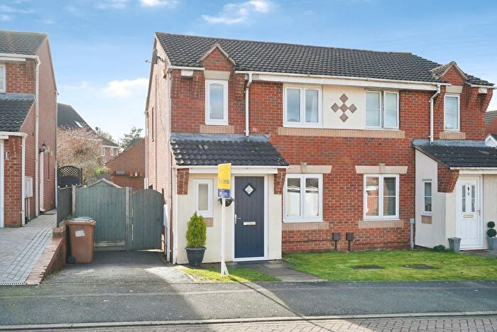 3 Bedroom Semi-Detached House For Sale In Tunicliffe Court, Swadlincote, Derbyshire, DE11