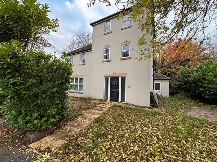 4 Bedroom House For Sale In Bank Terrace, Hornsea, HU18